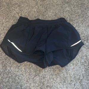 black lulu hotty hot shorts